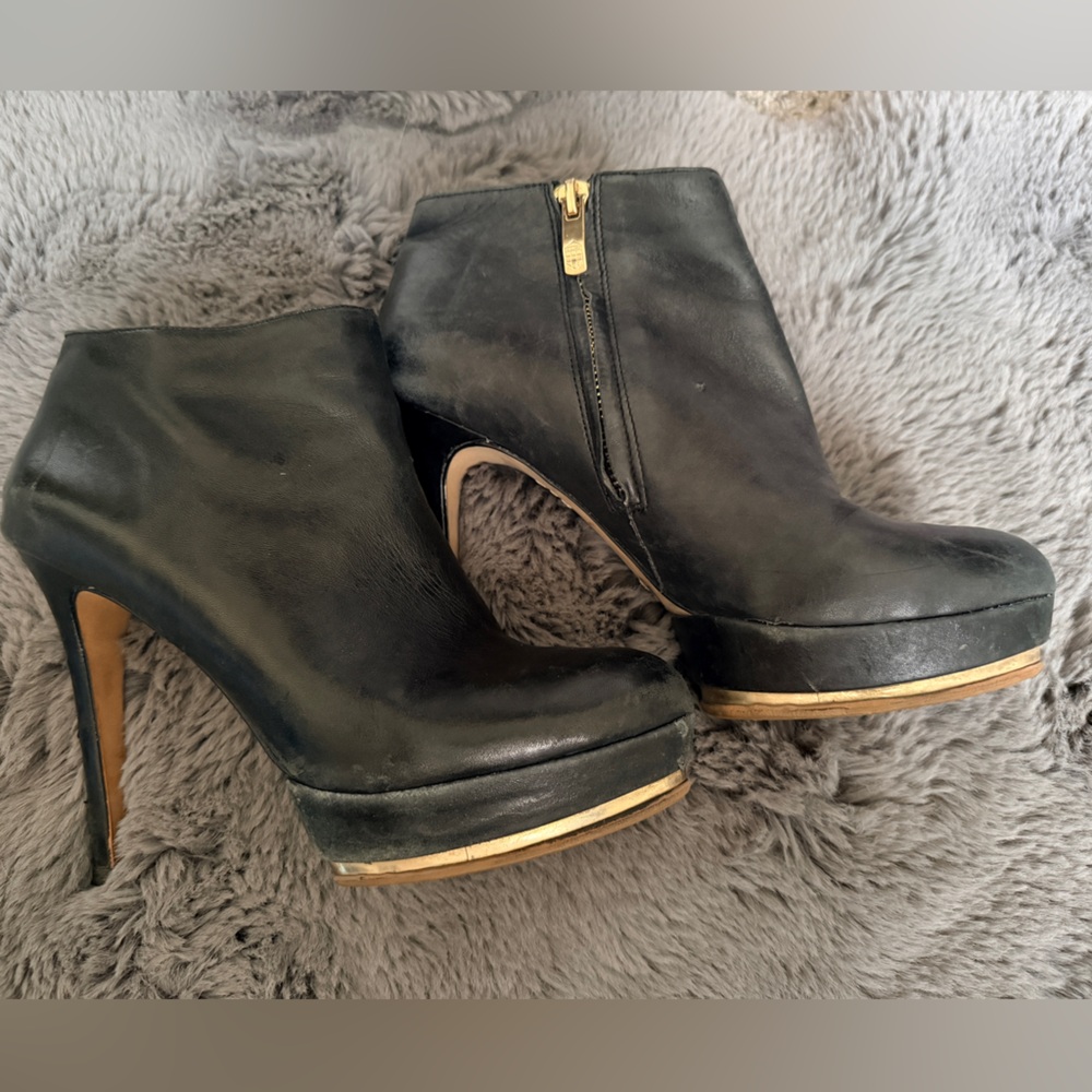 Vince Camuto Black Leather Booties